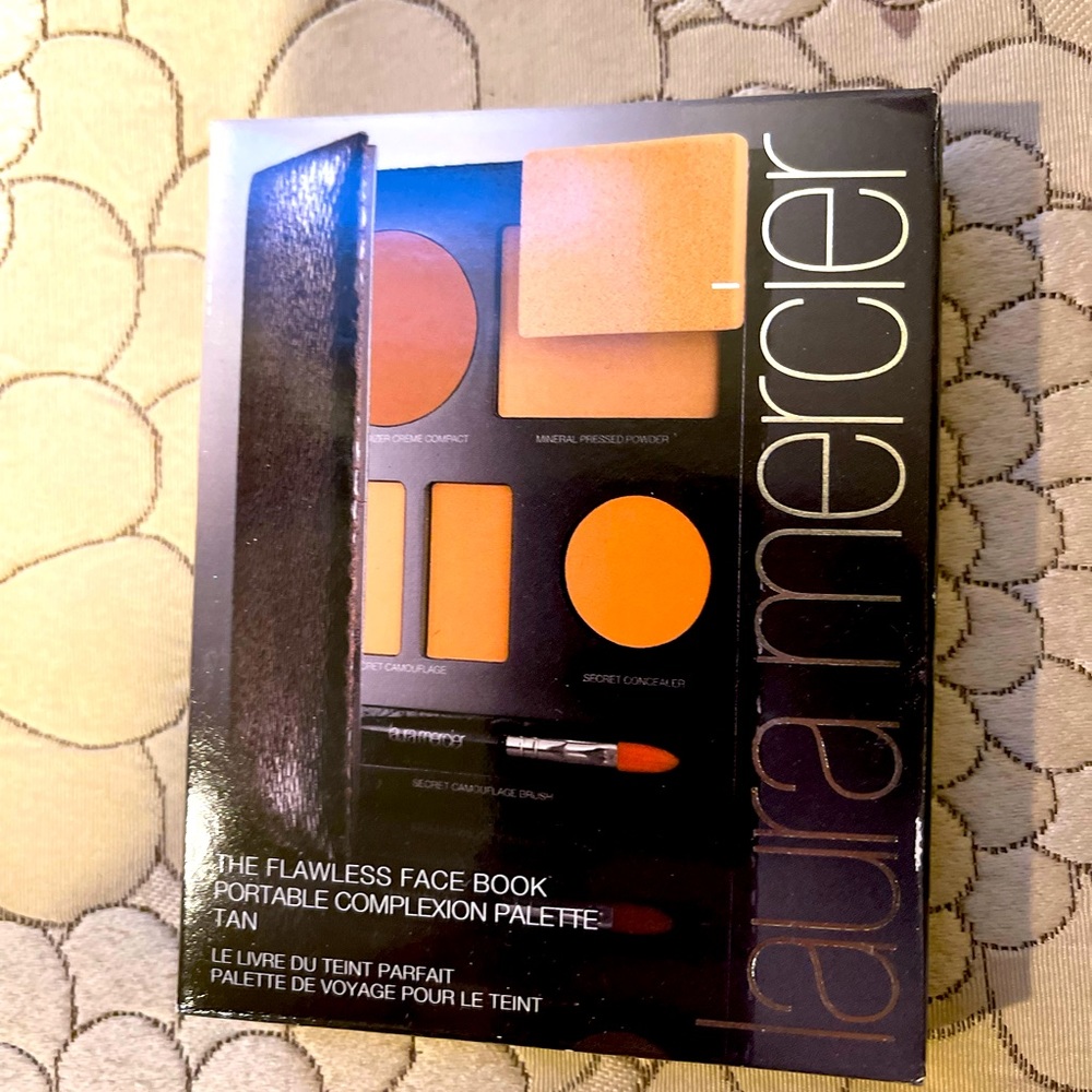 Laura Mercier Flawless Face Portable Complexion
